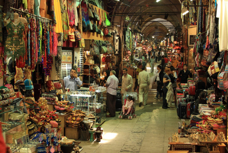 Bazarul din Istanbul se pregătește de redeschidere