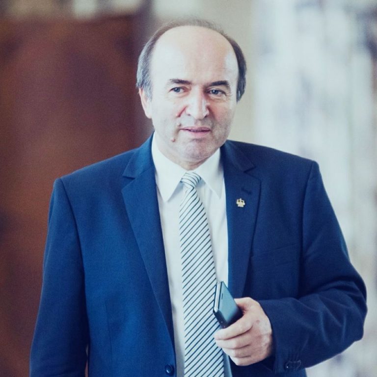 Comisia de la Veneția a primit cererea de revocare a lui Tudorel Toader