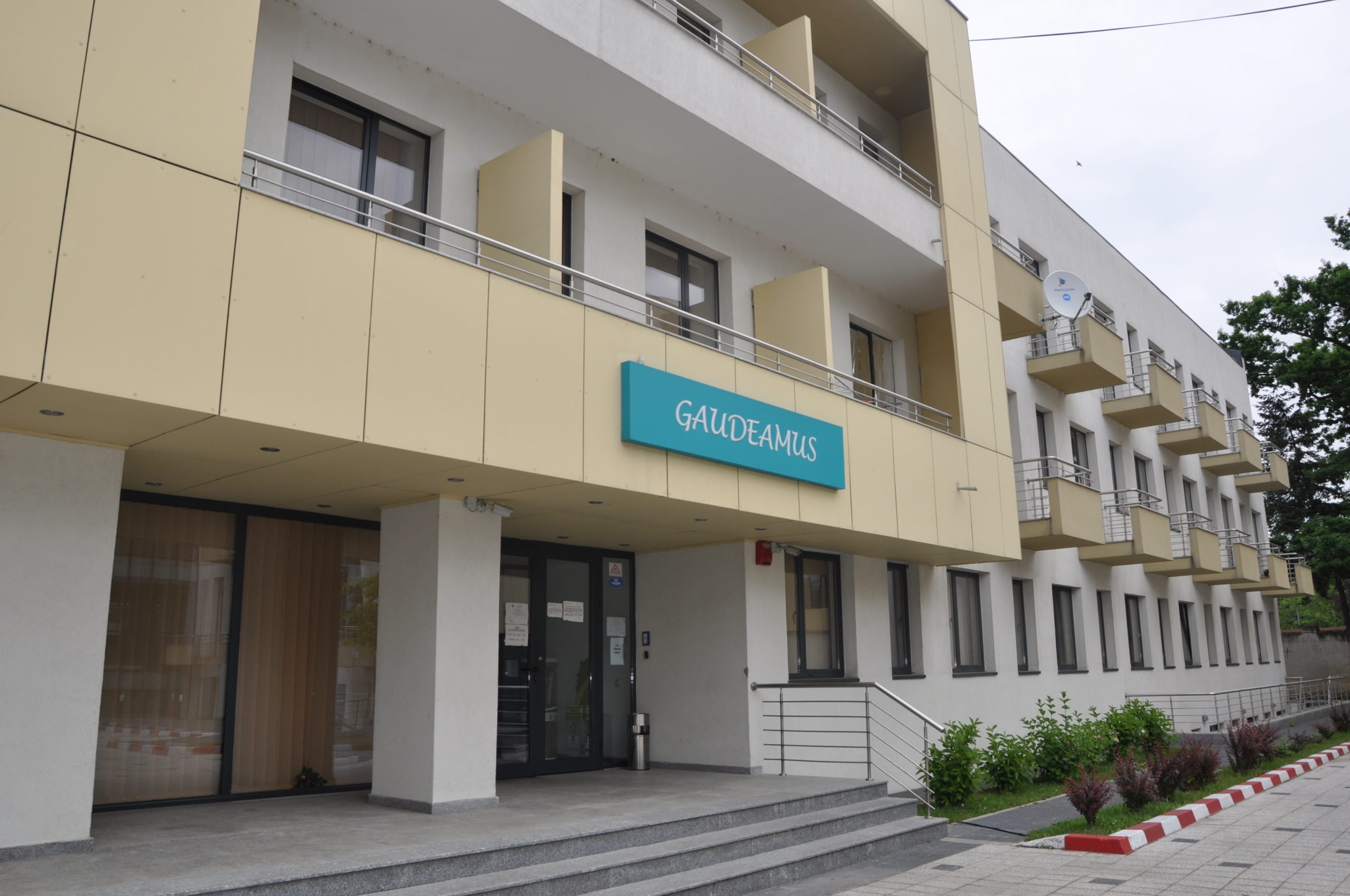 Cămine UniBuc: care cămine rămân deschise peste vară