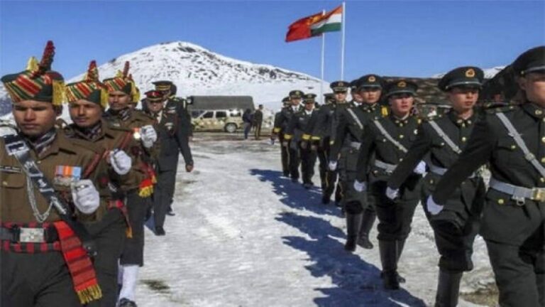 China a desfășurat efective militare de-a lungul frontierei cu India, încălcând acordurile bilaterale