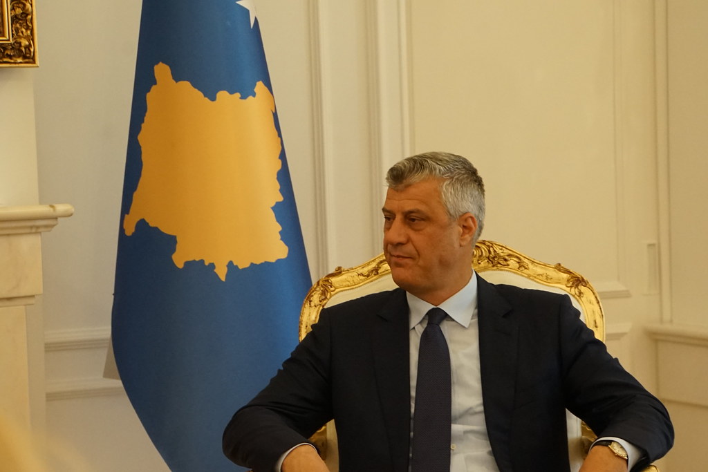 Președintele din Kosovo este acuzat de crime de război, vizate fiind acțiunile sale din războiul de independență împotriva Serbiei Președintele din Kosovo este acuzat de crime de război, vizate fiind acțiunile sale din războiul de independență împotriva Serbiei
