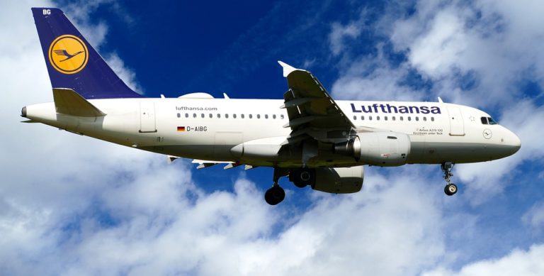 Lufthansa avertizează că acordul său de salvare este în pericol