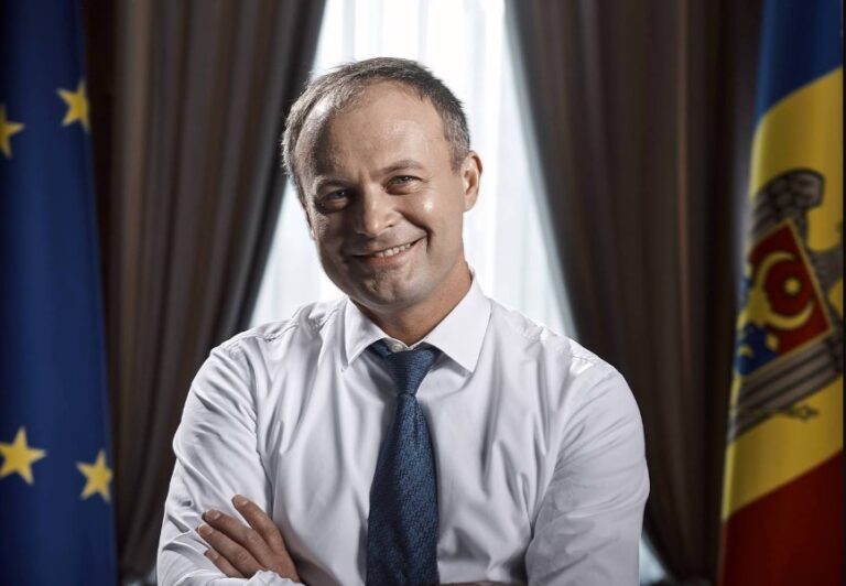 Liderul Pro Moldova, Andrian Candu, a anunțat că este dispus să o susțină pe Maia Sandu la alegerile prezidențiale