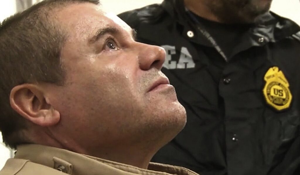 Baronul mexican al dorgurilor El Chapo caută soluții pentru ieșirea din închisoare, după ce a fost condamnat pe viață Baronul mexican al dorgurilor El Chapo caută soluții pentru ieșirea din închisoare, după ce a fost condamnat pe viață
