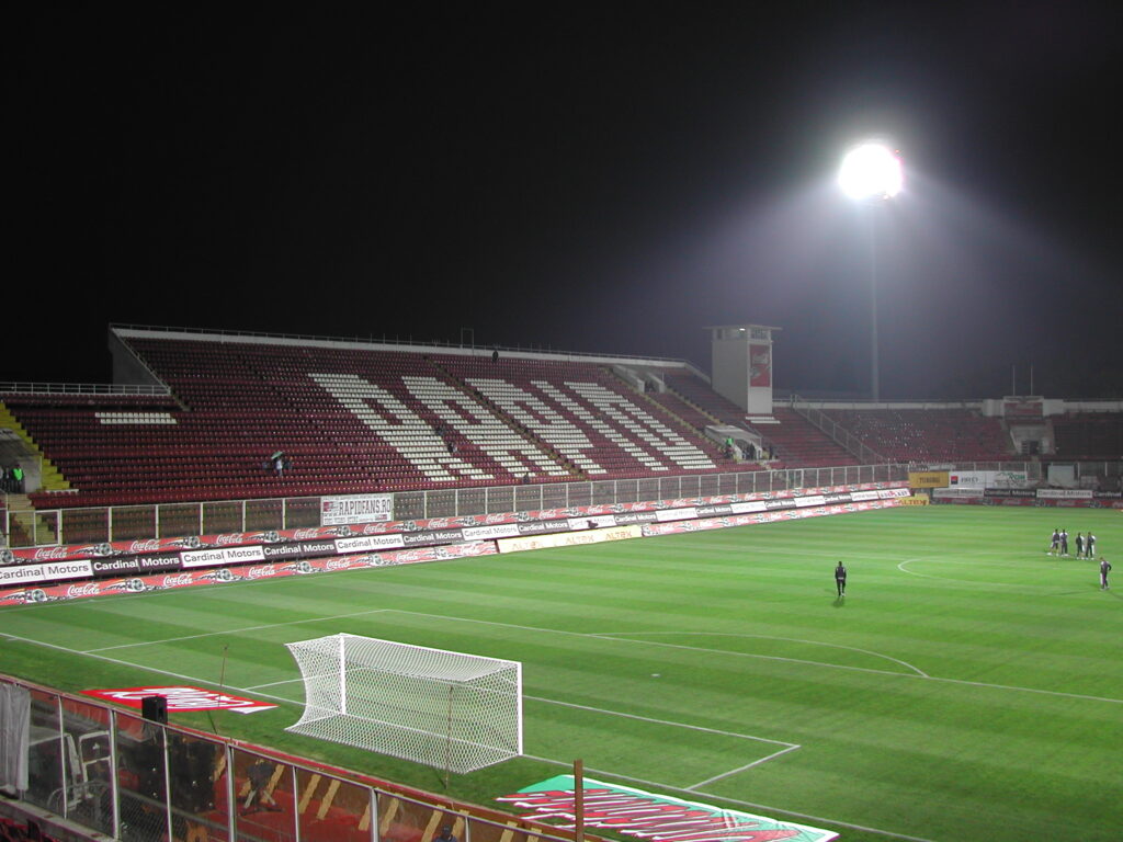 Fotbal: Liviu Goncea preia 48% din acțiunile FC Rapid Fotbal: Liviu Goncea preia 48% din acțiunile FC Rapid