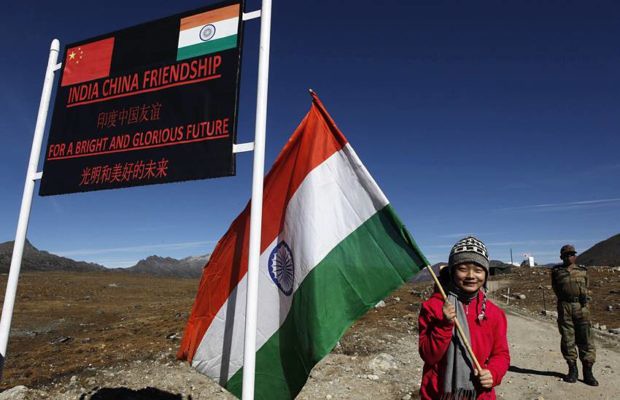 India și China se află în cursa construcțiilor de-a lungul unei frontiere disputate