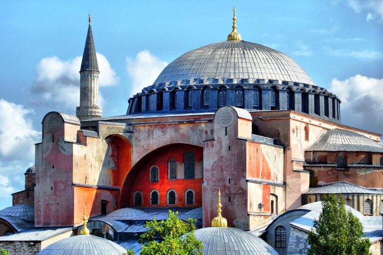 Primele rugăciuni musulmane în Hagia Sophia au avut loc astăzi