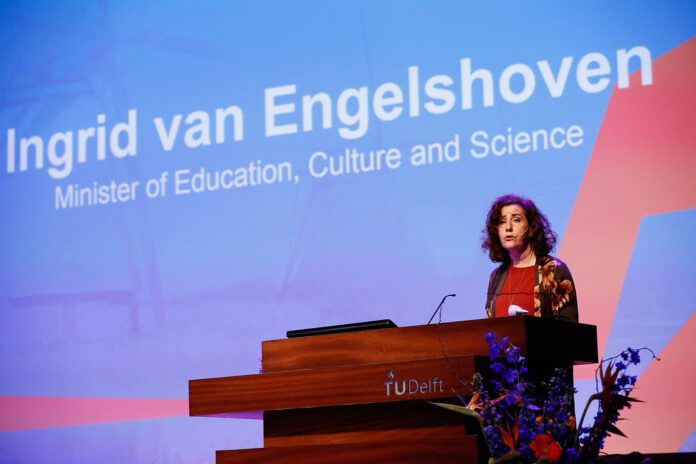 Ingrid van Engelshoven
