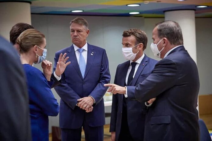 Iohannis fara masca de protectie