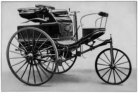 Astăzi în istorie: Primul automobil este dezvăluit de către Karl Benz
