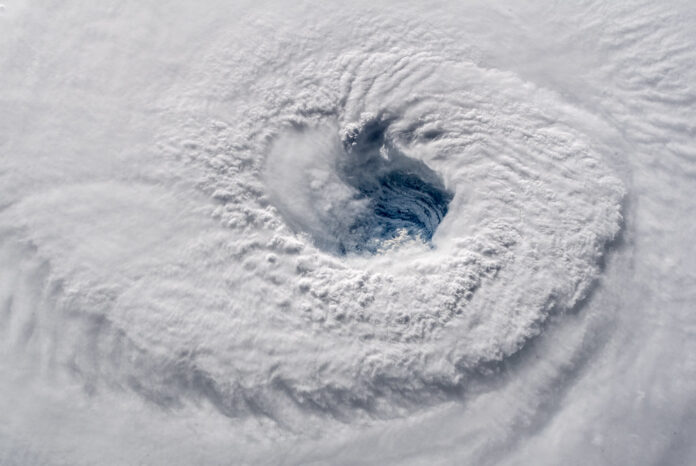 Uraganul Hanna va lovi coasta Texasului Momentan, viteza vântului este de 120 km