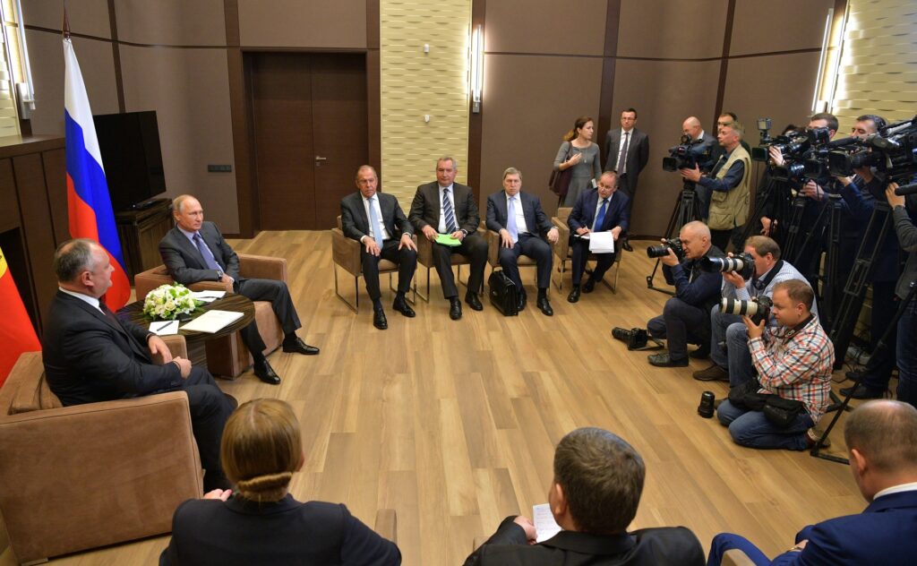 Guvernul de la Chișinău nu renunță la creditul rusesc / Când încep negocierile Guvernul de la Chișinău nu renunță la creditul rusesc / Când încep negocierile