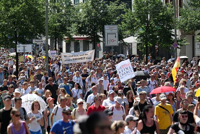 protest, anti, covid, germania