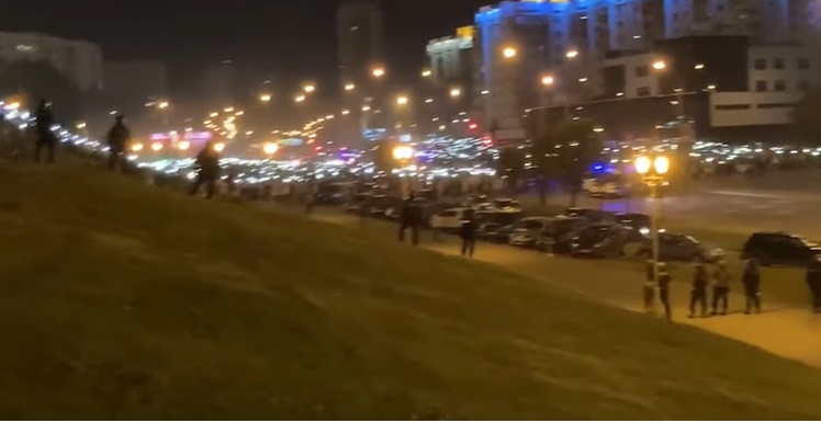 VIDEO Proteste violente în Belarus după ce alegerile ar fi fost fraudate de președintele în funcție 25 de ani