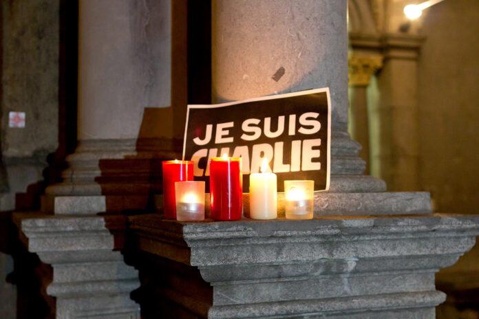 Atac la redacția Charlie Hebdo atac, charlie, hebdo