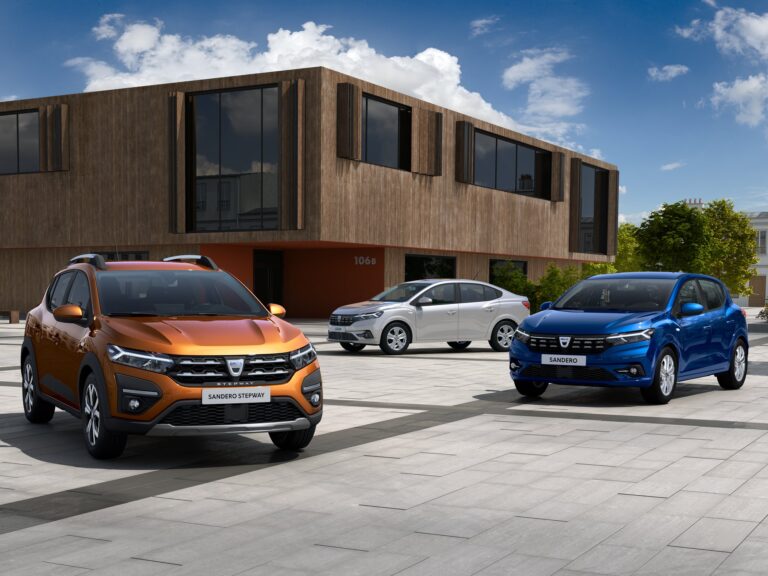 FOTO Dacia a dezvăluit cum arată noile modele Logan, Sandero și Sandero Stepway