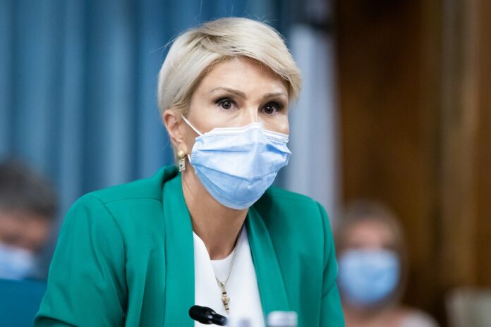 Vicepremierul Raluca Turcan consideră că demisia ministrului Bode ar fi o exagerare