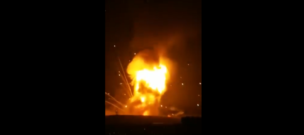 Explozie puternică în Iordania la un depozit de muniție Explozie puternică în Iordania la un depozit de muniție