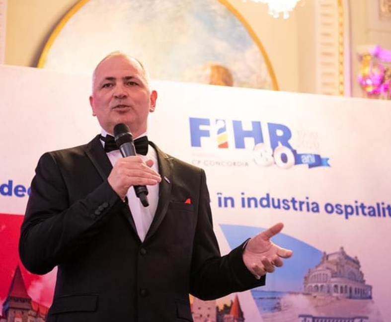 Președintele Federației Industriei Hoteliere din România: 100.000 de concedieri până la sfârșitul anului / Pierderi de 3 miliarde de euro Președintele Federației Industriei Hoteliere din România: 100.000 de concedieri până la sfârșitul anului / Pierderi de 3 miliarde de euro