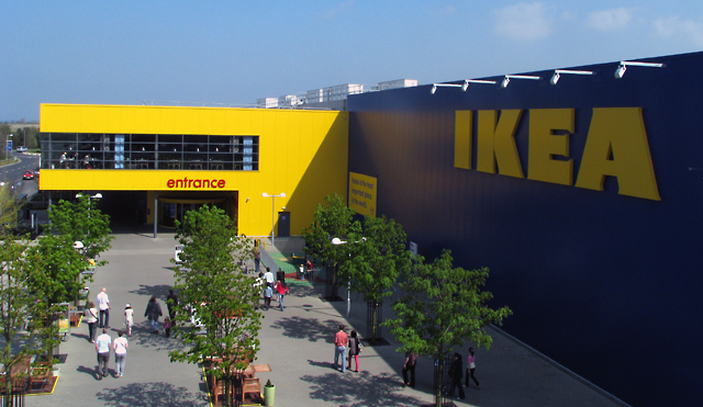 Ikea plănuiește să cumpere mobila achiziționată de clienți pentru a o revinde