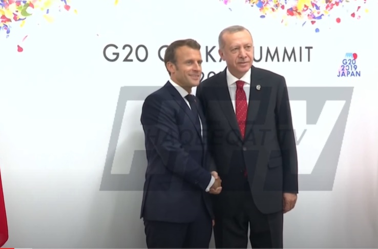 Erdogan către Macron: „Ai nevoie de un control medical” / Replica lui Macron: Cheamă ambasadorul din Turcia înapoi