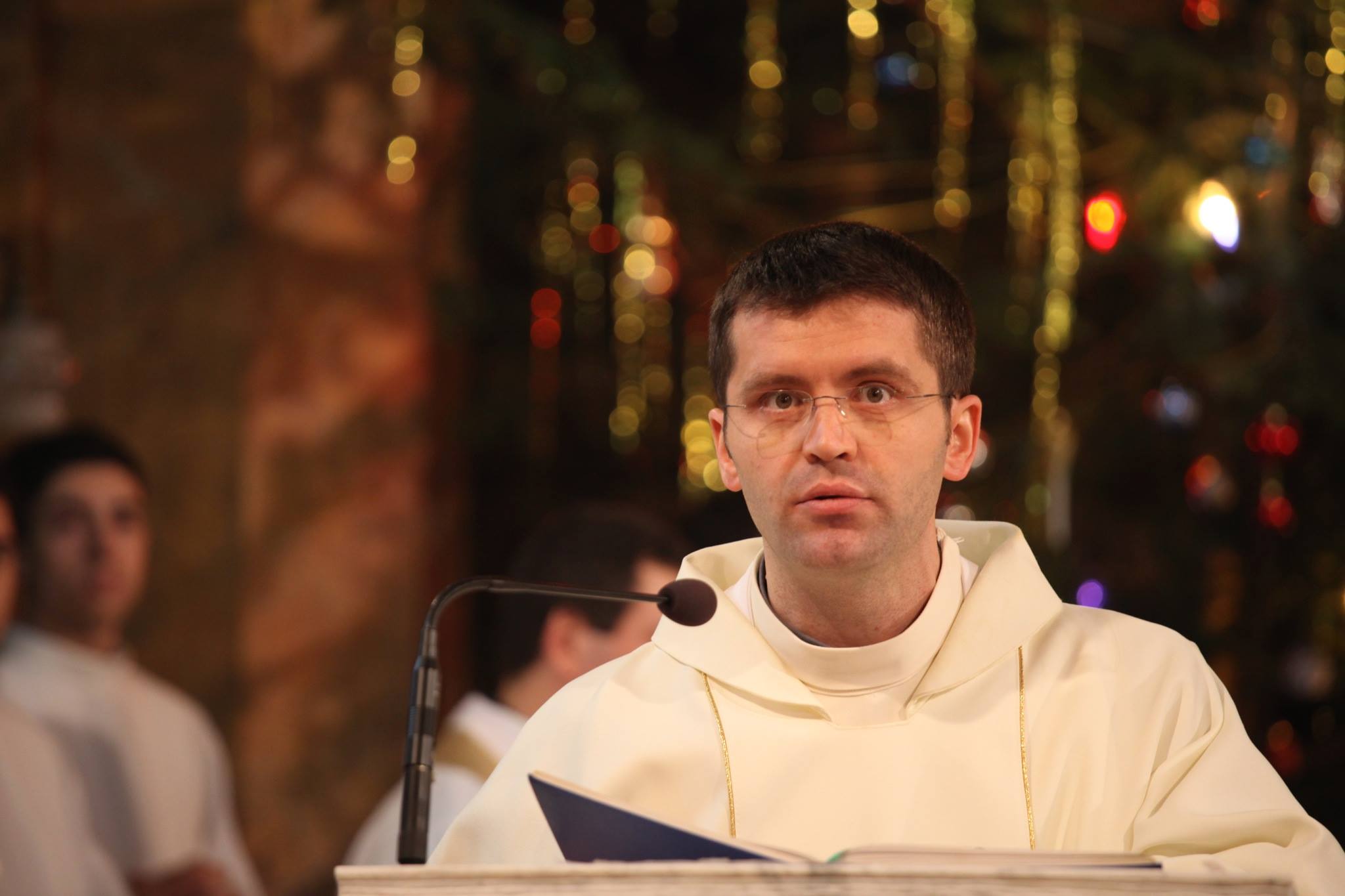 Preotul Francisc Doboş: Să nu port mască şi să spun că Dumnezeu mă protejează poate deveni o aroganţă spirituală Preotul Francisc Doboş: Să nu port mască şi să spun că Dumnezeu mă protejează poate deveni o aroganţă spirituală