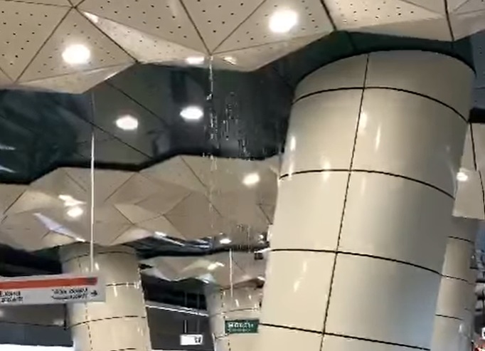 VIDEO Infiltrații de apă la metroul Drumul Taberei / Cum explică Metrorex situația