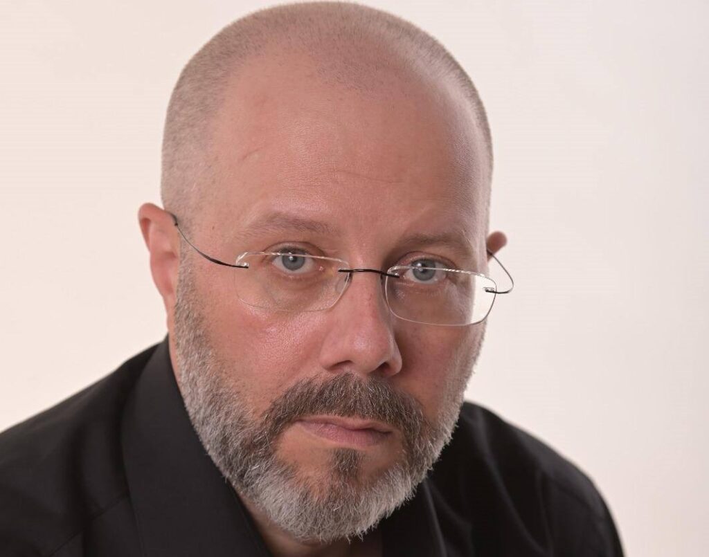 Aurel Vainer: Atacul lui Badulescu la Klaus Iohannis este unul retrograd Aurel Vainer: Atacul lui Badulescu la Klaus Iohannis este unul retrograd