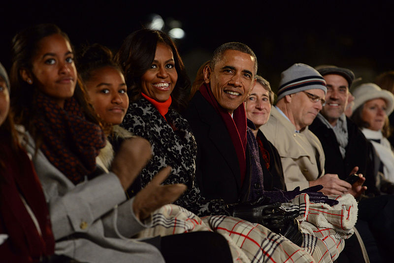 Soții Obama produc un serial de comedie Netflix despre „haosul” care a avut loc când Trump a preluat puterea Soții Obama produc un serial de comedie Netflix despre „haosul” care a avut loc când Trump a preluat puterea