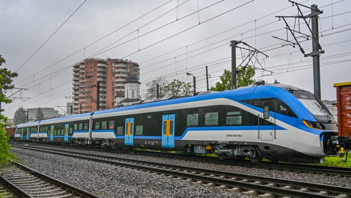 tren electric