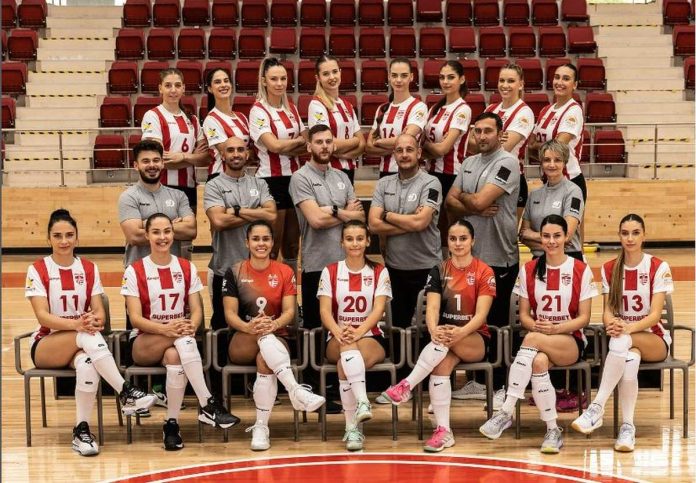 Dinamo echipa feminina