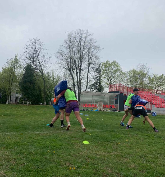 Patrick Pisaroglu face rugby de la 7 ani