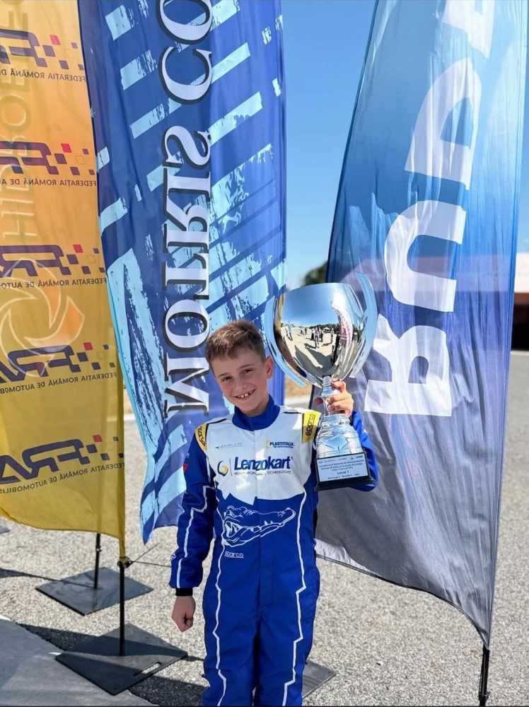 E fan Verstappen, dar la 18 ani vrea să conducă o Dacie!